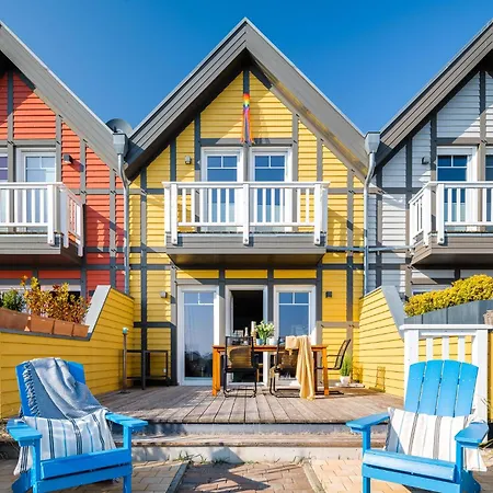 Emily Holiday home *